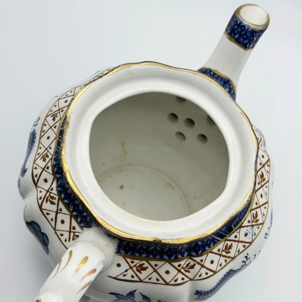 Vintage Booths Real Old Willow A8025 Teapot Blue White Gold Gilt England 6.5